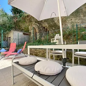 Casaviva - Lovely Trilo With Patio In Appartamento